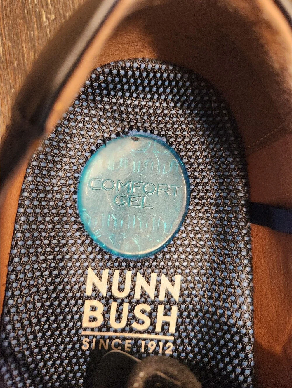 Nunn Bush Black Leather Derby Shoes with Tan Welt